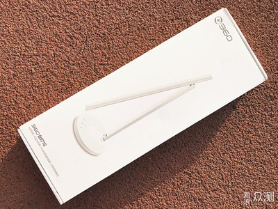 双十一读书季 360台灯1S伴我阅卷行